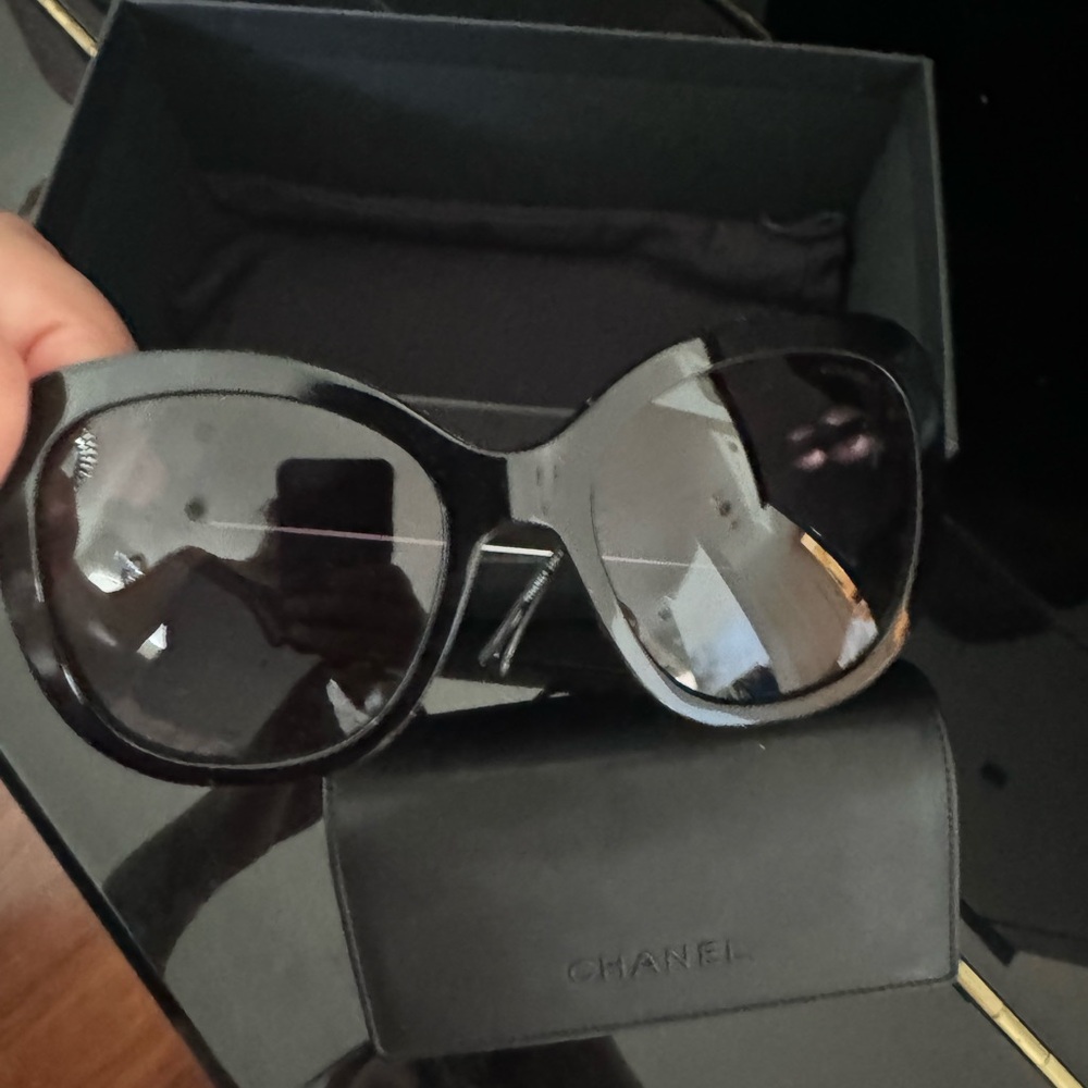 chanel sunglasses - Picture 3 of 5